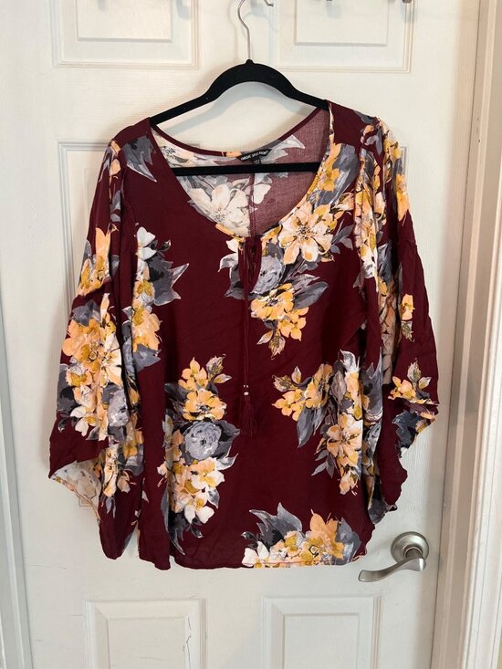 Unique Spectrum Tops - Unique Spectrum Floral Scoop Neck Wide Sleeve Blouse 2X Boho Shirt Flowy Keyhole